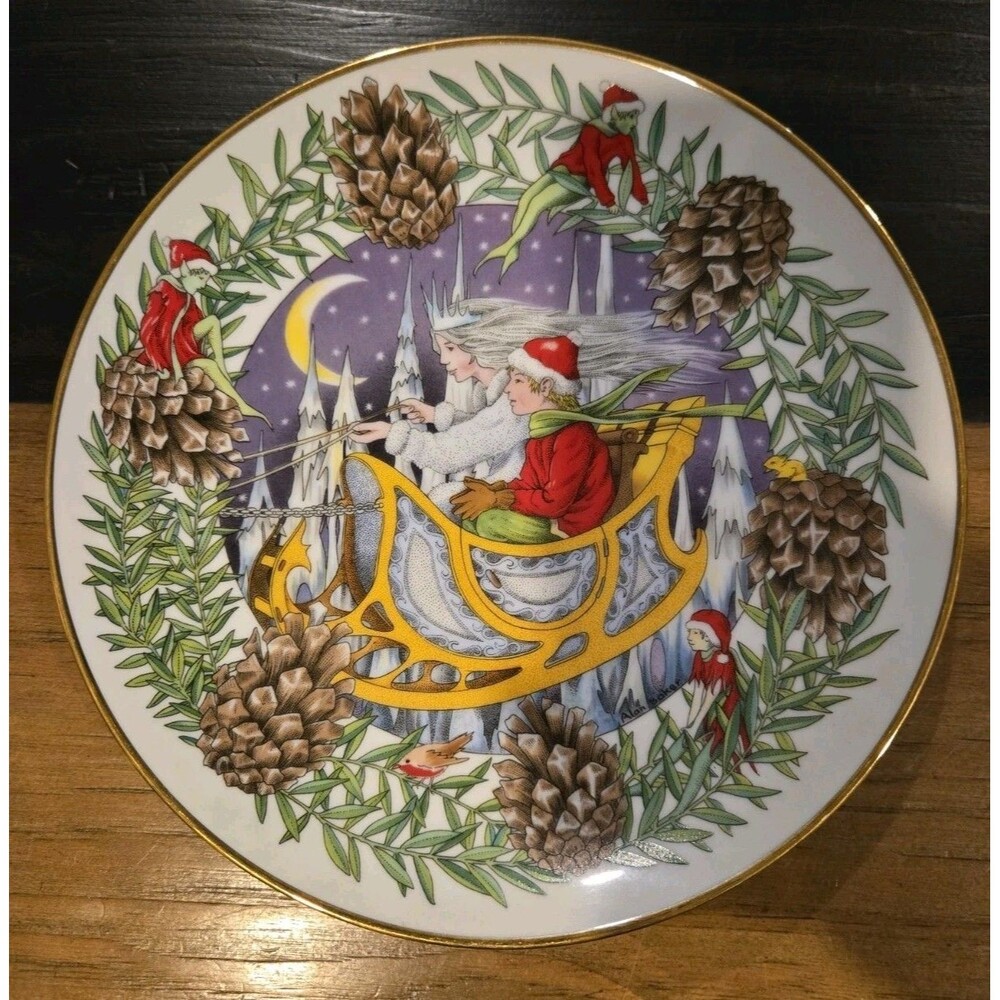 LTD edition 1983 January The Snow Queen fairy tale Calendar Plate Royal Cornwall